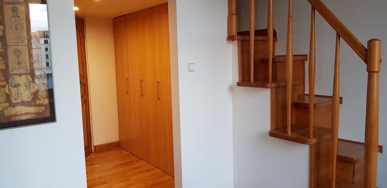 Unique Luxury Studio On Market Square Apartment Wroclaw Exterior photo